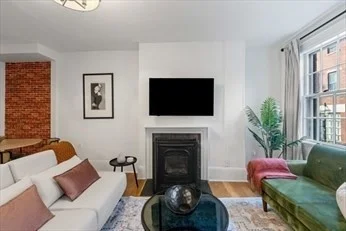 2 bed, 1 bath apartment for rent at 102 Revere Unit 1, Beacon Hill — photo 2 of 30