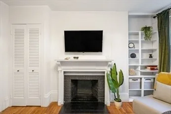 1 bed, 1 bath apartment for rent at 102 Revere Unit 2, Beacon Hill — photo 3 of 19
