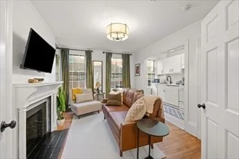 1 bed, 1 bath apartment for rent at 102 Revere Unit 2, Beacon Hill — photo 2 of 19
