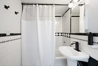 1 bed, 1 bath apartment for rent at 102 Revere Unit 3, Beacon Hill — photo 17 of 21
