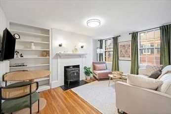 1 bed, 1 bath apartment for rent at 102 Revere Unit 3, Beacon Hill — photo 4 of 21