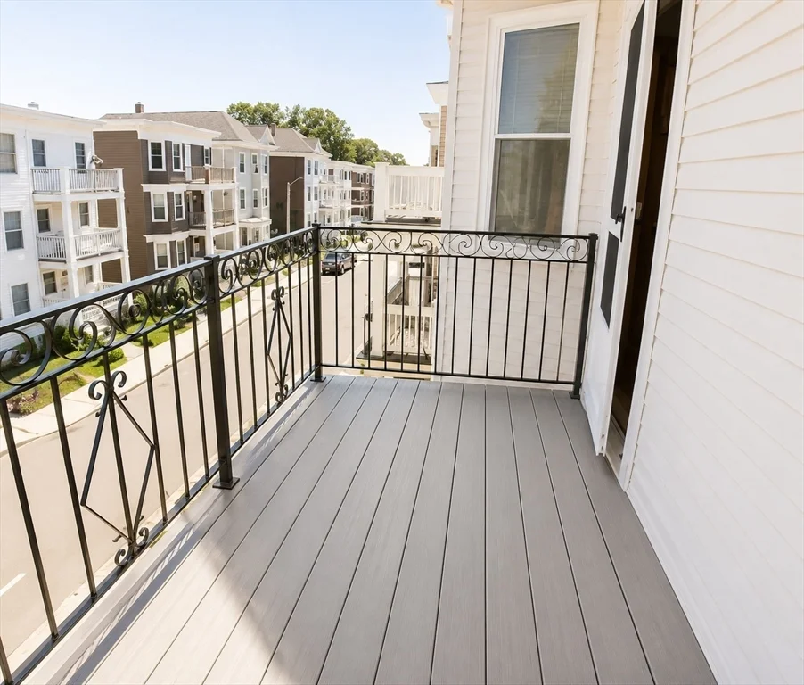 3 bed, 1 bath apartment for rent at 102 Saxton St Unit 3, Dorchester — photo 10 of 10