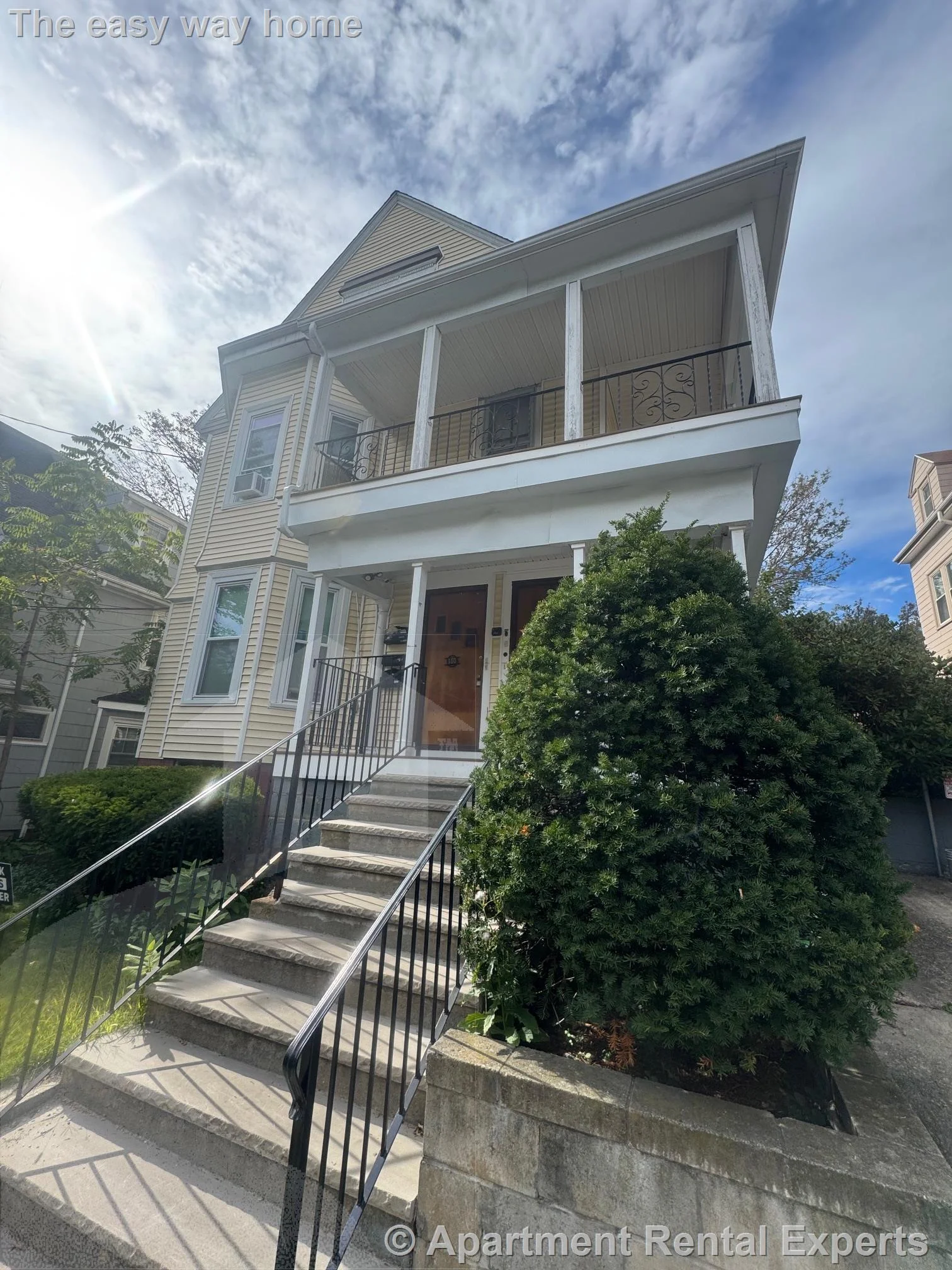 3 bed, 1 bath apartment for rent at 102 Sycamore St Unit 2, Winter Hill — photo 1 of 16