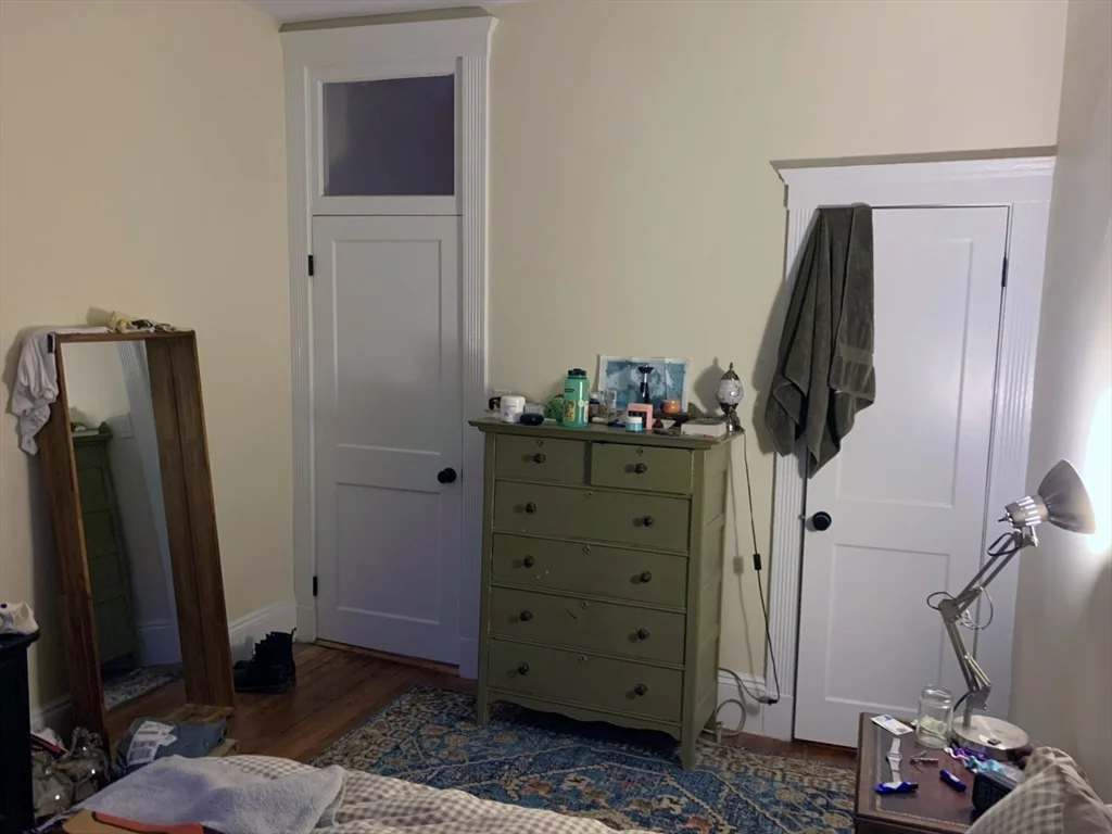 3 bed, 1 bath apartment for rent at 102 Trowbridge St Unit 1R, Cambridge — photo 20 of 22