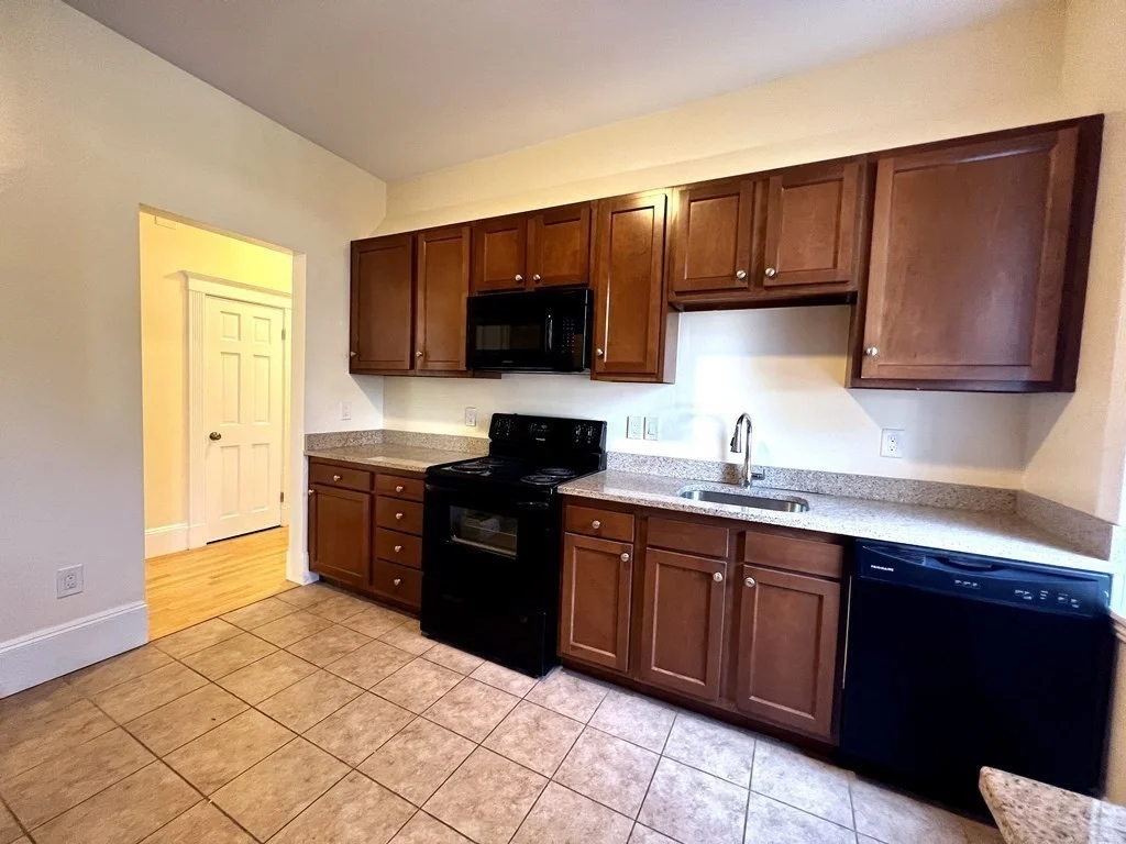 3 bed, 1 bath apartment for rent at 102 Trowbridge St Unit 2L, Mid Cambridge — photo 13 of 16