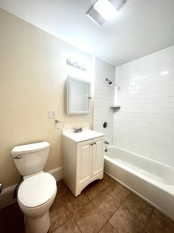 3 bed, 1 bath apartment for rent at 102 Trowbridge St Unit 2L, Mid Cambridge — photo 9 of 16