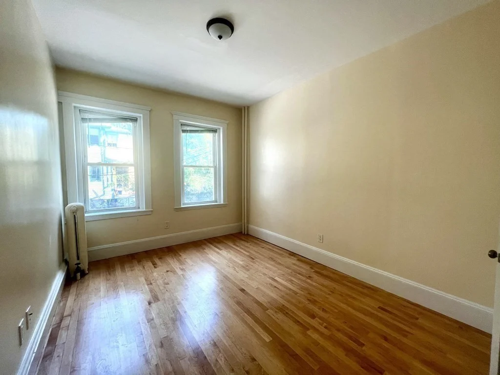 3 bed, 1 bath apartment for rent at 102 Trowbridge St Unit 3L, Mid Cambridge — photo 10 of 19
