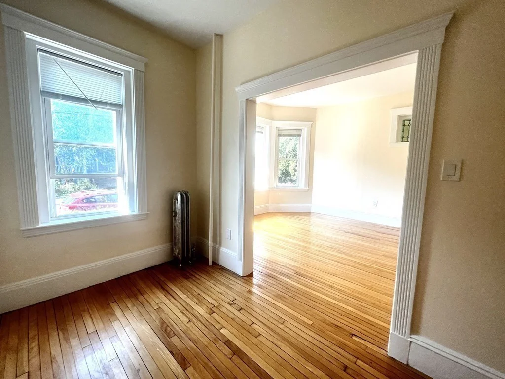 3 bed, 1 bath apartment for rent at 102 Trowbridge St Unit 3L, Mid Cambridge — photo 3 of 19