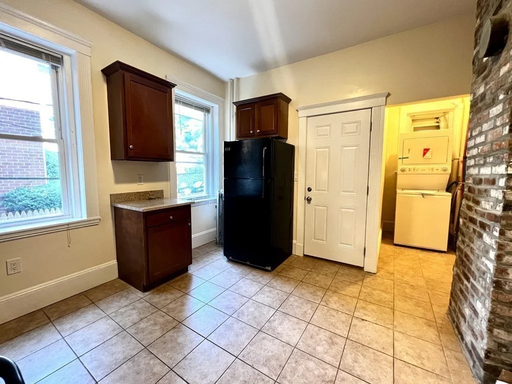 3 bed, 1 bath apartment for rent at 102 Trowbridge St Unit 3L, Mid Cambridge — photo 7 of 19