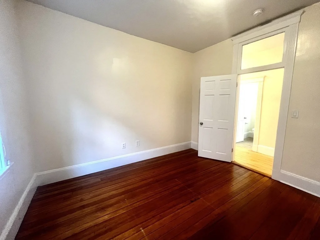 3 bed, 1 bath apartment for rent at 102 Trowbridge St Unit 3L, Mid Cambridge — photo 13 of 19