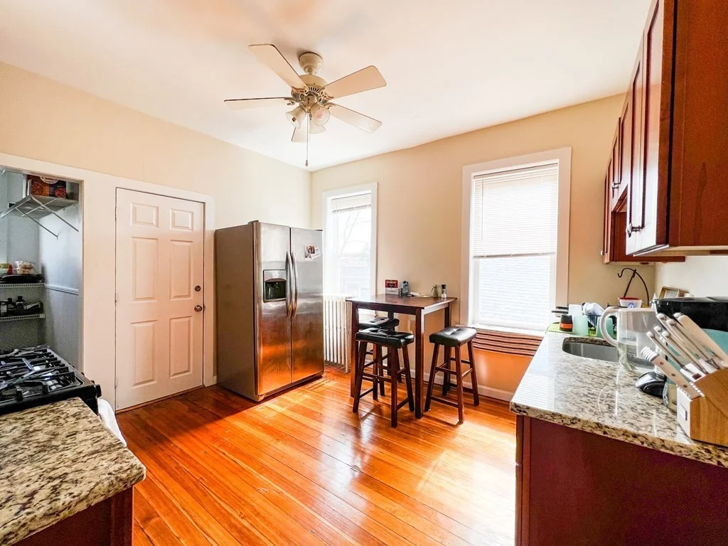 3 bed, 1 bath apartment for rent at 102 Trowbridge St Unit 3R, Cambridge — photo 13 of 15