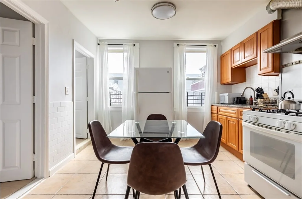 3 bed, 2 bath apartment for rent at 102 Tyler St Unit 4, Chinatown — photo 1 of 28