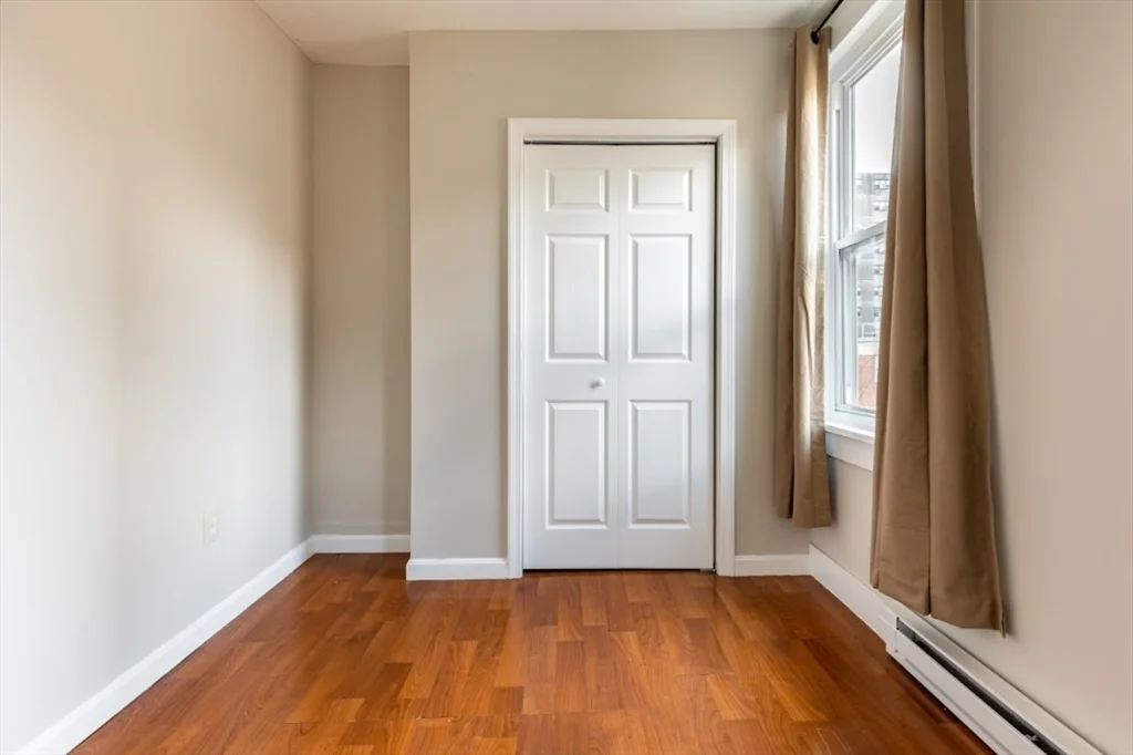 3 bed, 2 bath apartment for rent at 102 Tyler St Unit 4, Chinatown — photo 24 of 28
