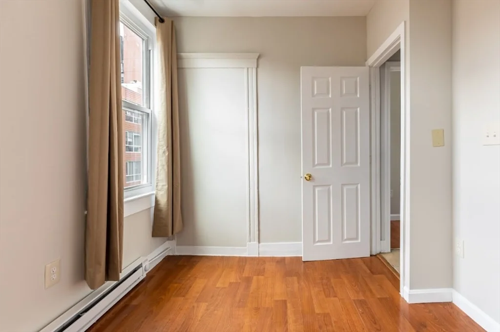3 bed, 2 bath apartment for rent at 102 Tyler St Unit 4, Chinatown — photo 26 of 28