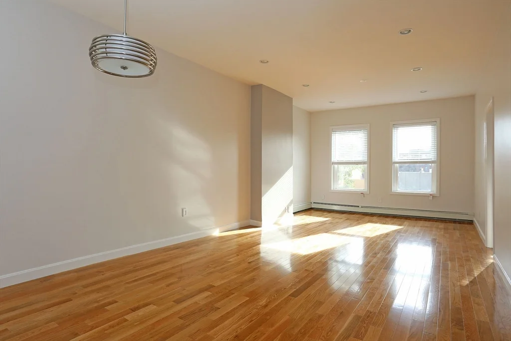 2 bed, 1 bath apartment for rent at 102 Union Park St Unit 3, South End — photo 4 of 14