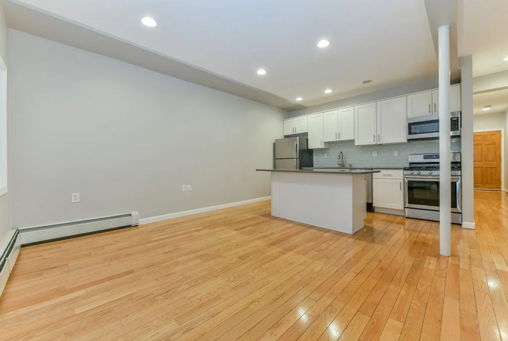 2 bed, 1 bath apartment for rent at 102 Union Park St Unit B, South End — photo 5 of 16