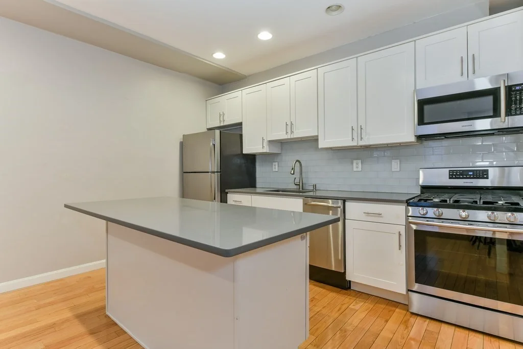 2 bed, 1 bath apartment for rent at 102 Union Park St Unit B, South End
