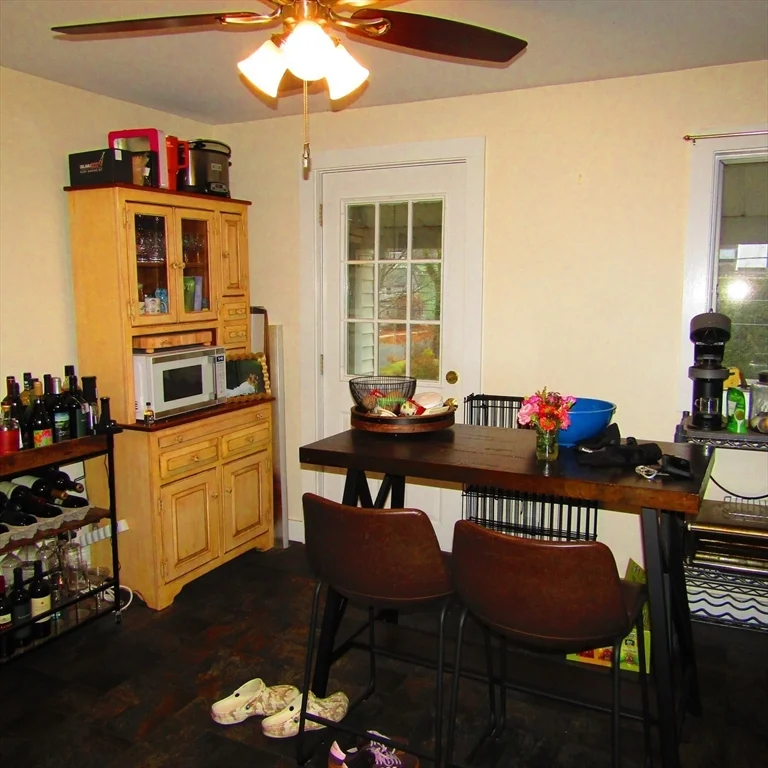 2 bed, 1 bath apartment for rent at 102 Vernon St Unit 2, Northampton — photo 8 of 14