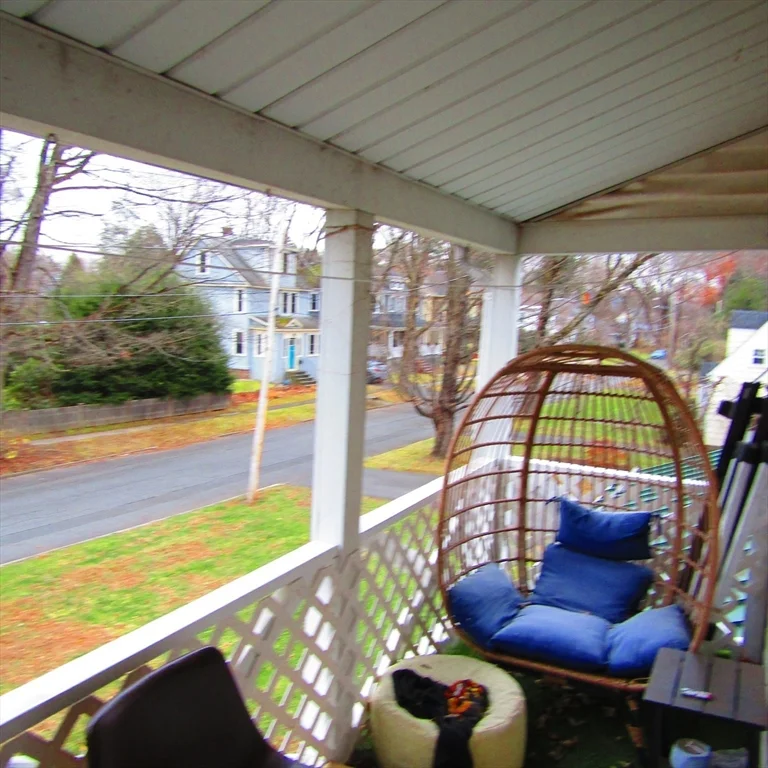 2 bed, 1 bath apartment for rent at 102 Vernon St Unit 2, Northampton — photo 2 of 14
