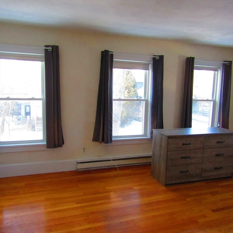 2 bed, 1 bath apartment for rent at 102 Vernon St Unit 2, Northampton — photo 10 of 14