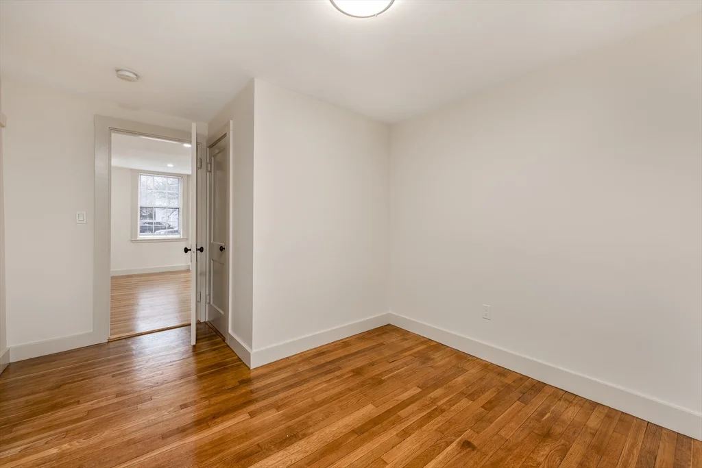 1 bed, 1 bath apartment for rent at 102 Washington St Unit 1, Old Town — photo 10 of 14