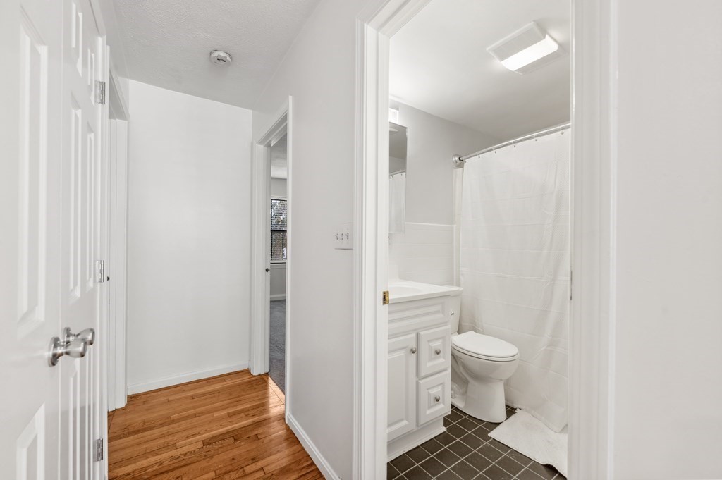 2 bed, 1 bath apartment for rent at 102 West Brookline St Unit B, South End — photo 9 of 18