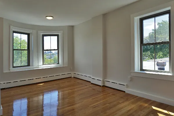 2 bed, 1 bath apartment for rent at 102 Willow St Unit 102-04, Wellington-Harrington — photo 5 of 9