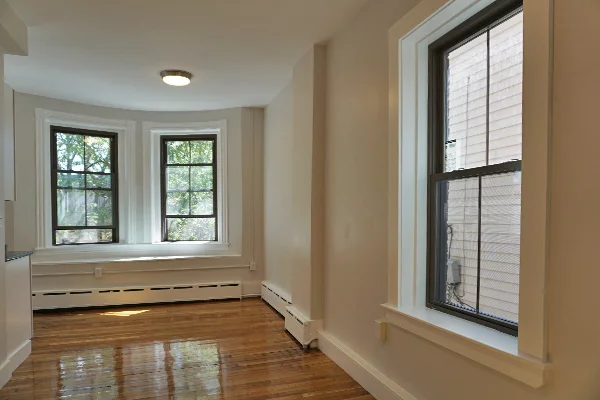 2 bed, 1 bath apartment for rent at 102 Willow St Unit 2, Wellington-Harrington — photo 4 of 8