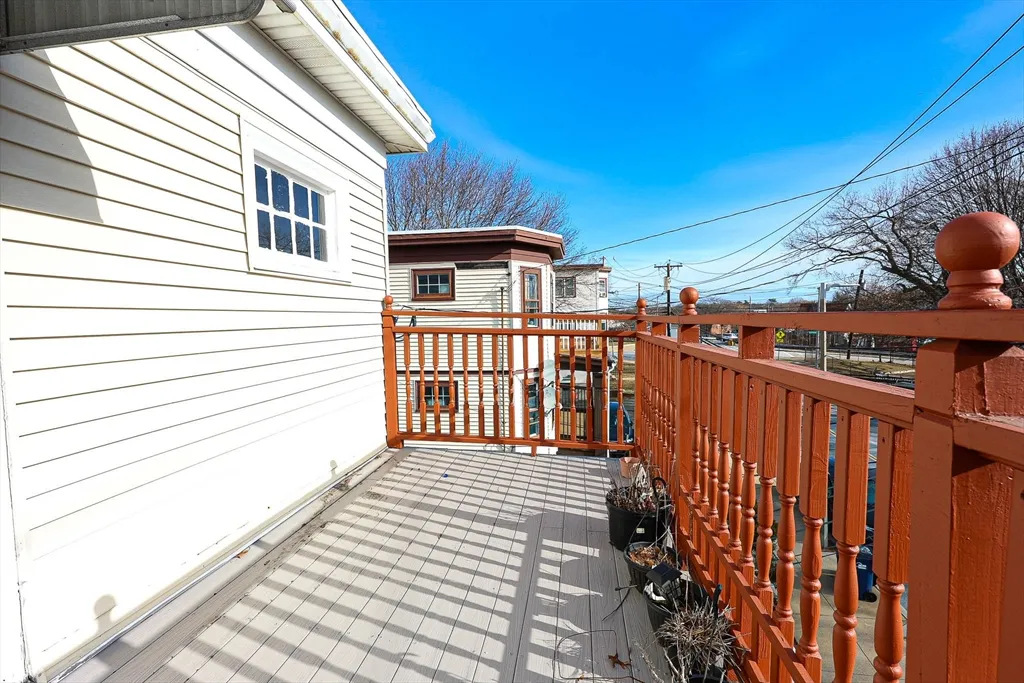 3 bed, 1 bath apartment for rent at 1021-1023 Canterbury St Unit 3, Boston — photo 18 of 20