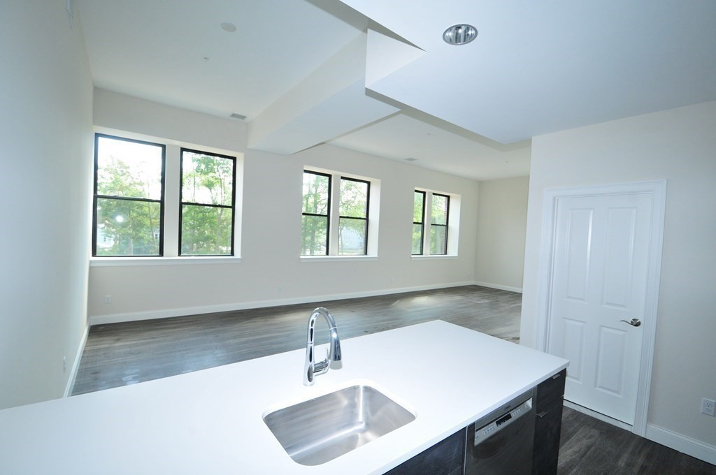 2 bed, 2 bath apartment for rent at 1022 Hancock St Unit 106, Quincy Center — photo 6 of 12