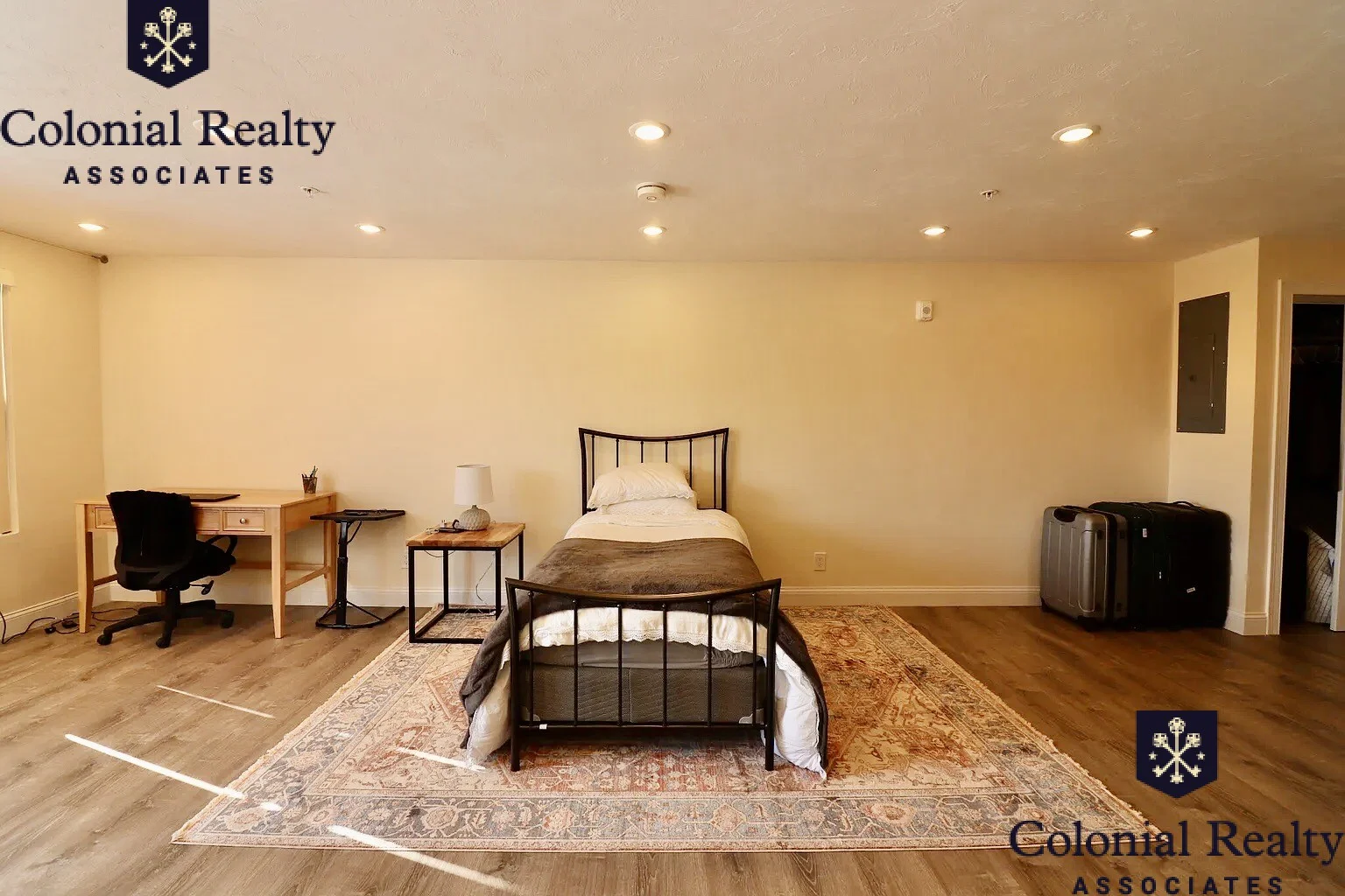 Studio bed, 1 bath apartment for rent at 1024 Commonwealth Ave Unit 206, Boston — photo 7 of 12