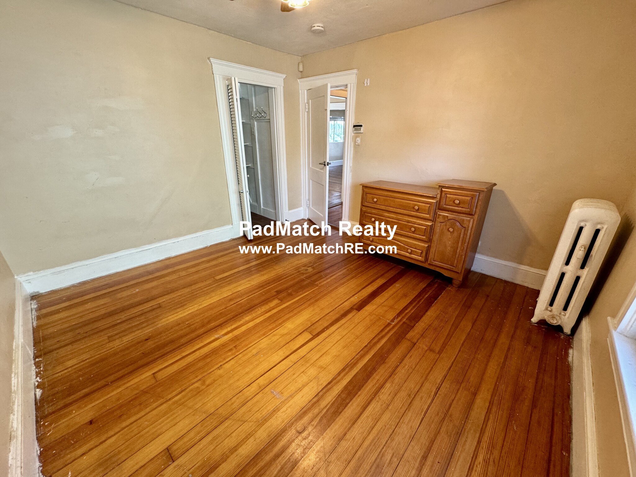 2 bed, 1 bath apartment for rent at 1024 North Shore Rd Unit 1, Revere — photo 11 of 19