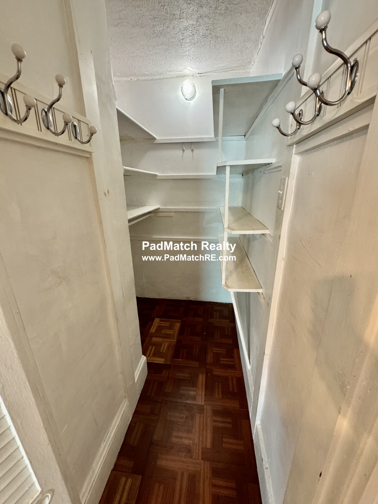 2 bed, 1 bath apartment for rent at 1024 North Shore Rd Unit 1, Revere — photo 12 of 19