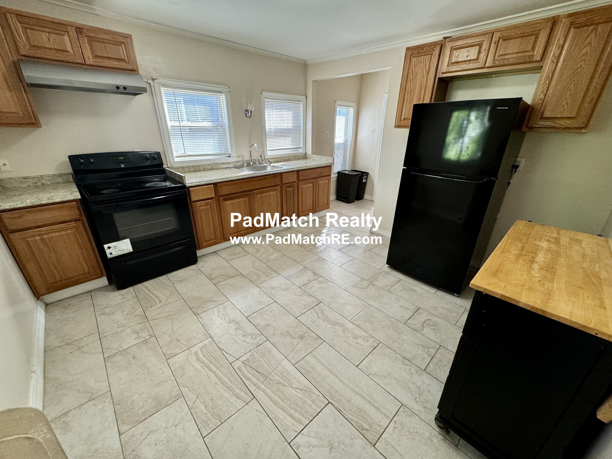 2 bed, 1 bath apartment for rent at 1024 North Shore Rd Unit 1, Revere — photo 6 of 19