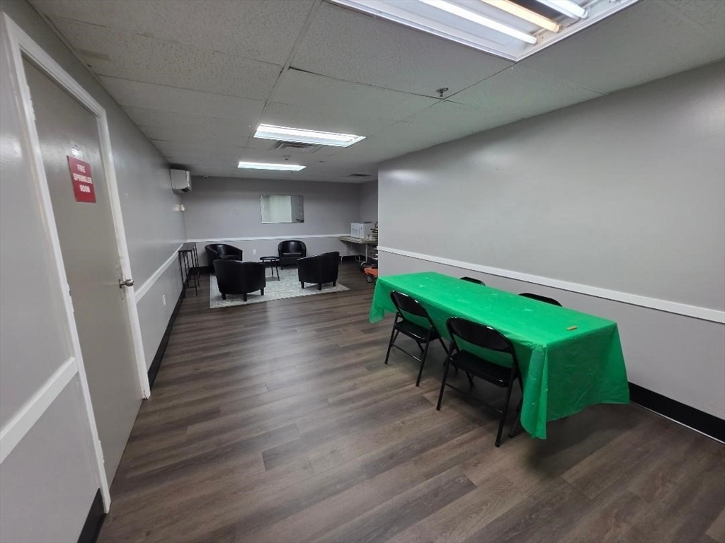 1 bed, 1 bath apartment for rent at 1025 Hancock St Unit 6K, Quincy Center — photo 13 of 16