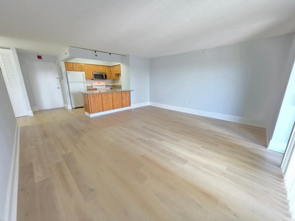 1 bed, 1 bath apartment for rent at 1025 Hancock St Unit 6K, Quincy Center — photo 10 of 16