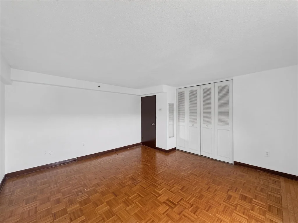 2 bed, 1 bath apartment for rent at 1025 Hancock St Unit 8C, Quincy — photo 11 of 21