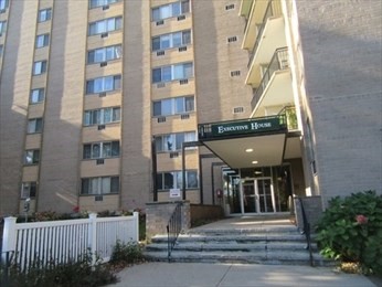Studio bed, 1 bath apartment for rent at 1025 Hancock Unit 1E, Quincy