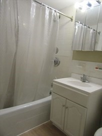 Studio bed, 1 bath apartment for rent at 1025 Hancock Unit 1E, Quincy — photo 5 of 8