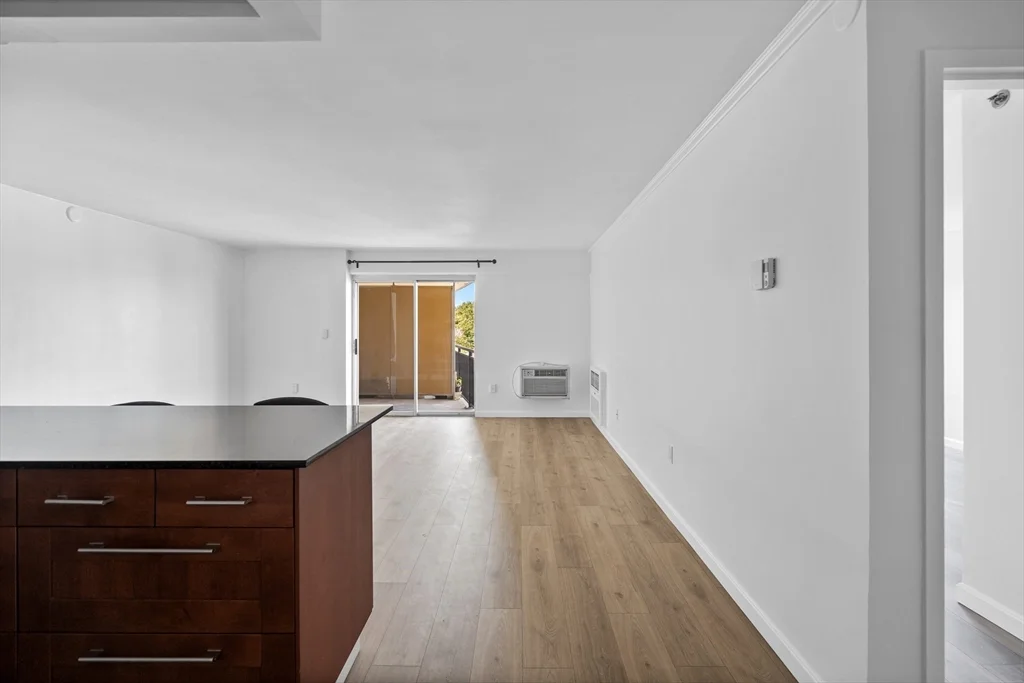 1 bed, 1 bath apartment for rent at 1025 Hancock Unit 6G, Quincy Center — photo 3 of 16
