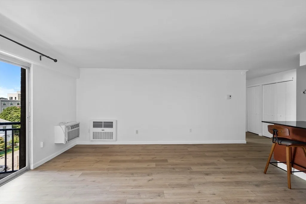 1 bed, 1 bath apartment for rent at 1025 Hancock Unit 6G, Quincy Center — photo 7 of 16