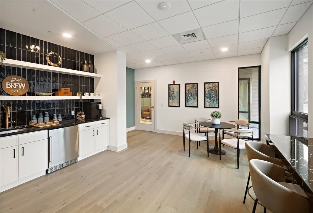 2 bed, 2 bath apartment for rent at 1025 Massachusetts Ave Unit 501, Arlington Heights — photo 19 of 30