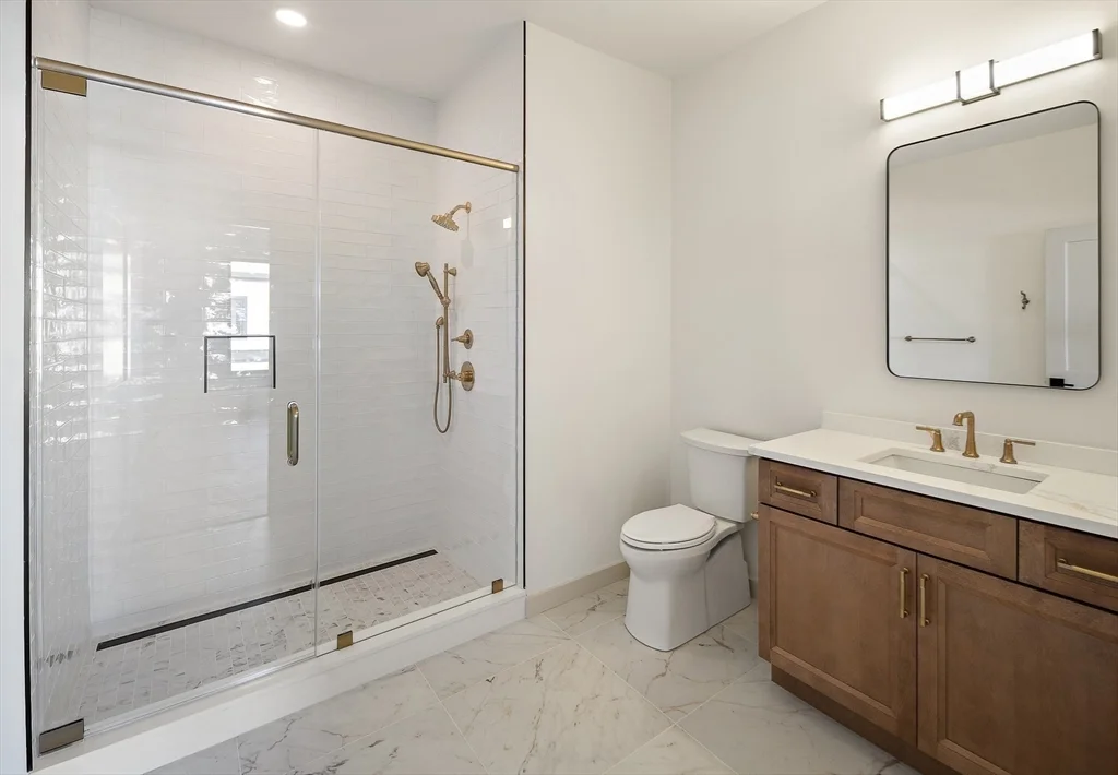 2 bed, 2 bath apartment for rent at 1025 Massachusetts Ave Unit 501, Arlington Heights — photo 8 of 30