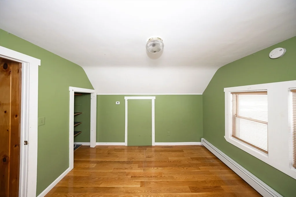 3 bed, 1 bath apartment for rent at 1025 Mechanic St, Leominster — photo 12 of 16