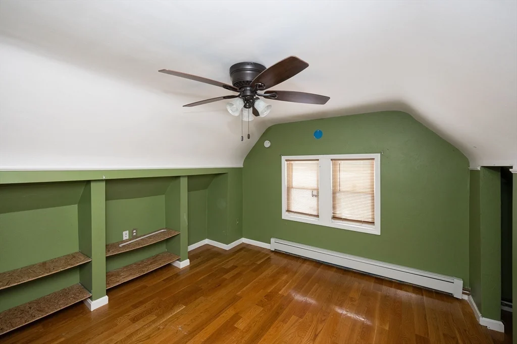 3 bed, 1 bath apartment for rent at 1025 Mechanic St, Leominster — photo 11 of 16