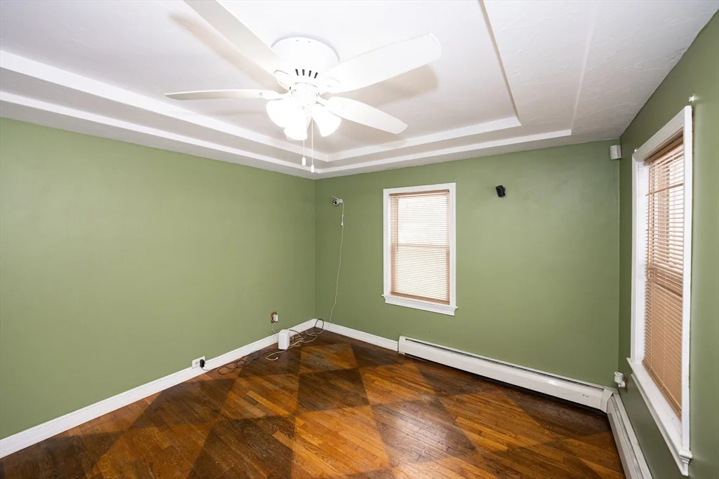 3 bed, 1 bath apartment for rent at 1025 Mechanic St, Leominster — photo 14 of 16