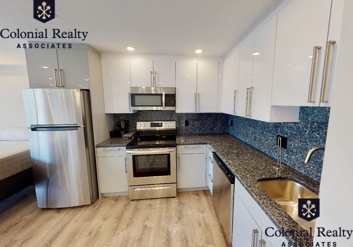 Studio bed, 1 bath apartment for rent at 1026 Commonwealth Ave Unit 203, North Brookline — photo 6 of 14