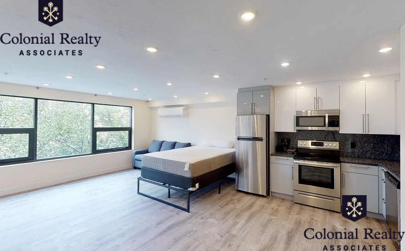 Studio bed, 1 bath apartment for rent at 1026 Commonwealth Ave Unit 203, North Brookline — photo 4 of 14
