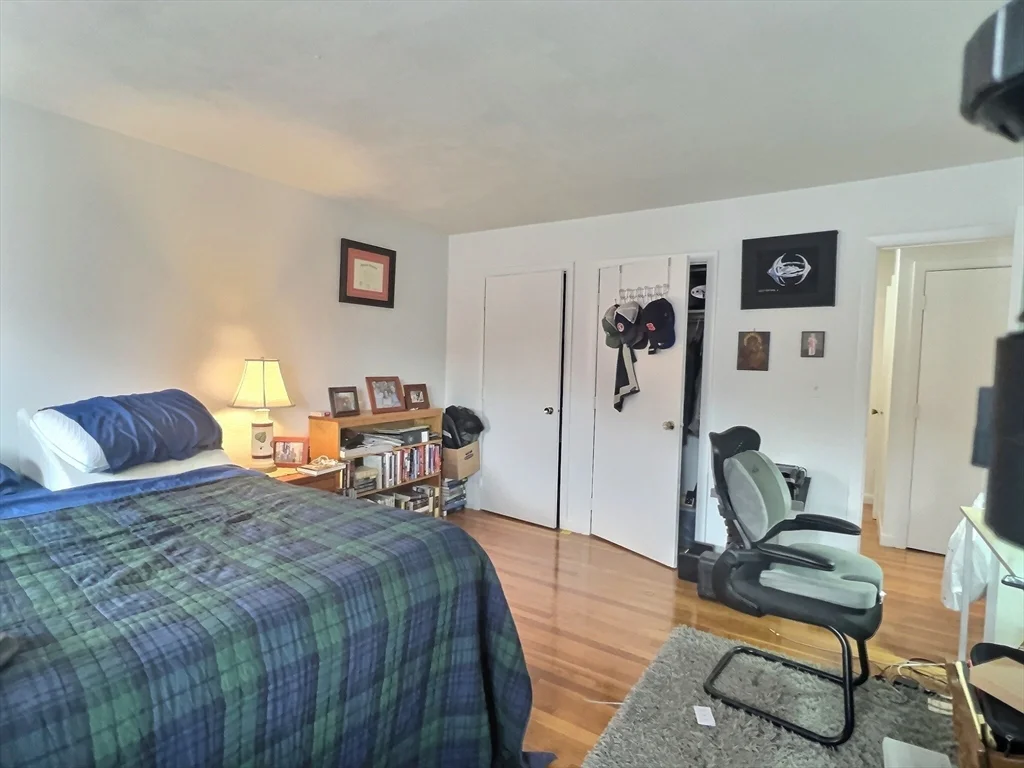 1 bed, 1 bath apartment for rent at 1027 Commonwealth Ave Unit 12, Allston — photo 5 of 8