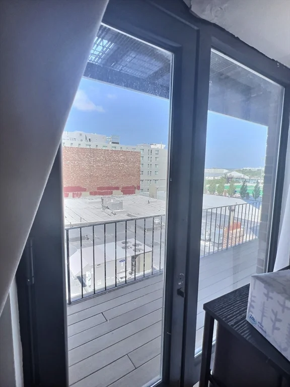 Studio bed, 1 bath apartment for rent at 1027 Commonwealth Ave Unit 24, Allston — photo 5 of 5